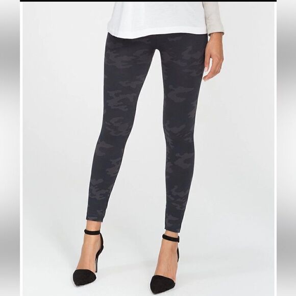 Spanx Camouflage Tummy Control Leggings - Picture 1 of 10